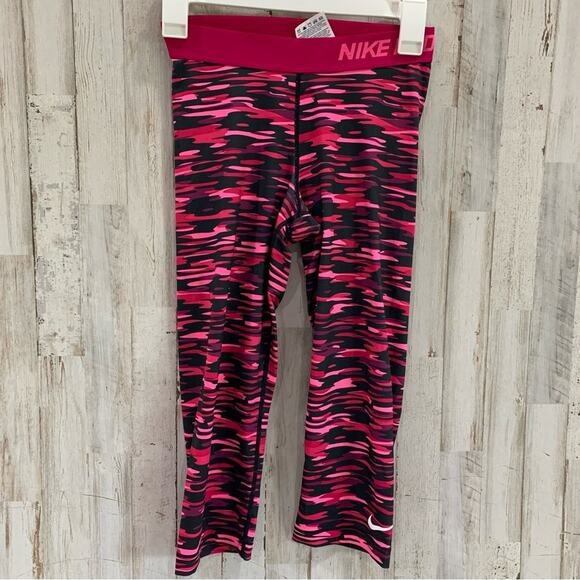 Nike Pro Haze Pink Camo Compression Capri Pants - Picture 1 of 5